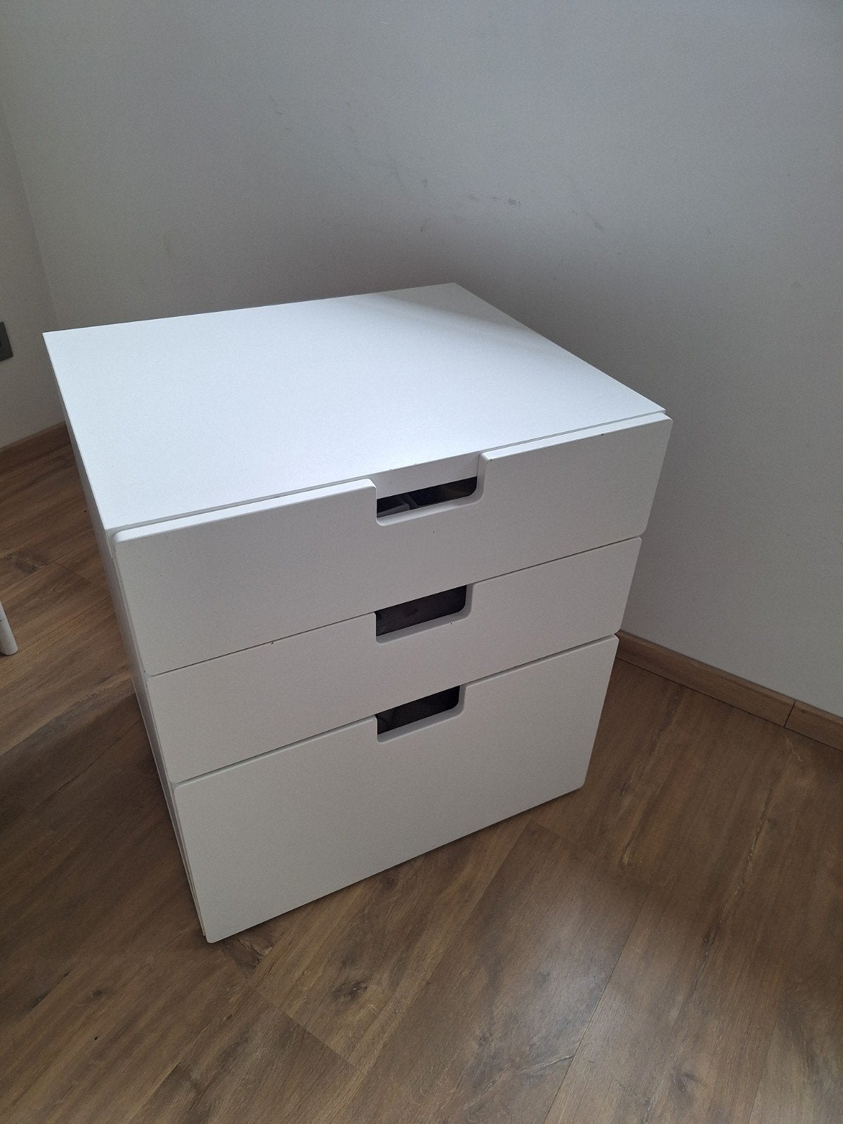 Mooie ladekast Ikea wit, Huis en Inrichting, Kasten | Ladekasten, Ophalen