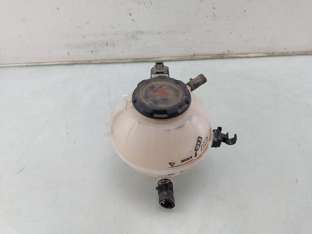 VASE D'EXPANSION Skoda Fabia III (NJ3) (01-2014/06-2021), Utilisé, Skoda