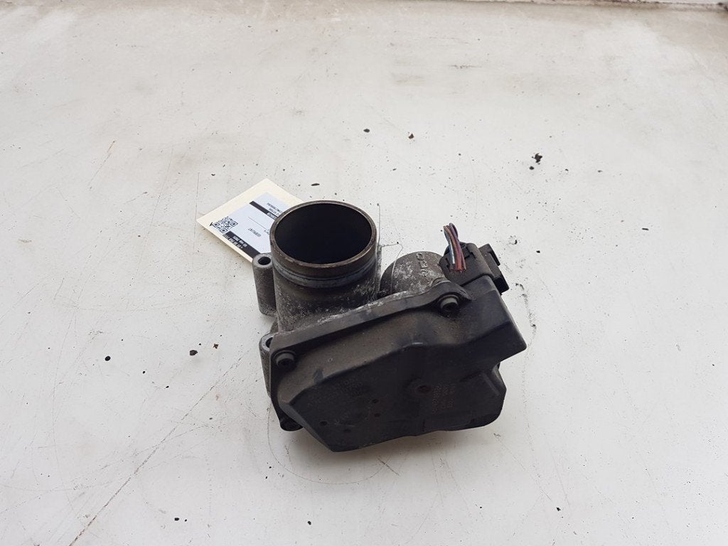 BOITIER PAPILLON Volkswagen Polo IV (9N1 / 2/3), Utilisé, Volkswagen