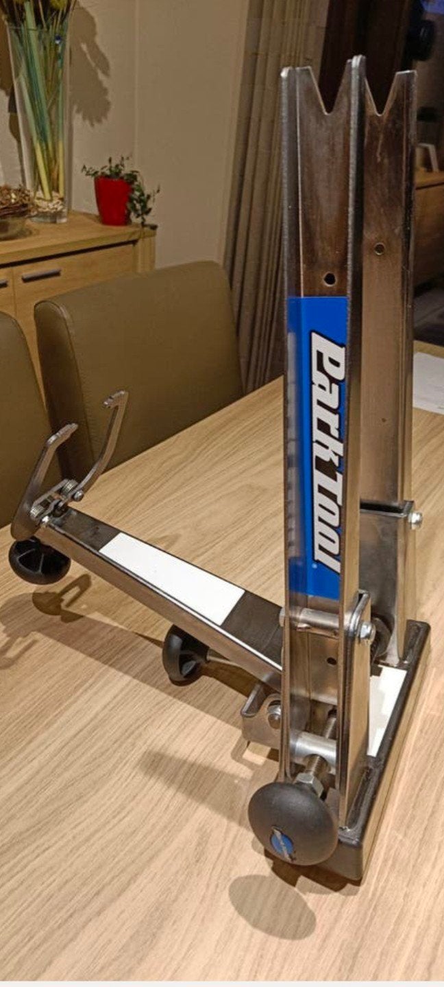 Wielrichter,centreerstandaard van Park Tool TS-2.2, Vélos & Vélomoteurs, Enlèvement, Comme neuf