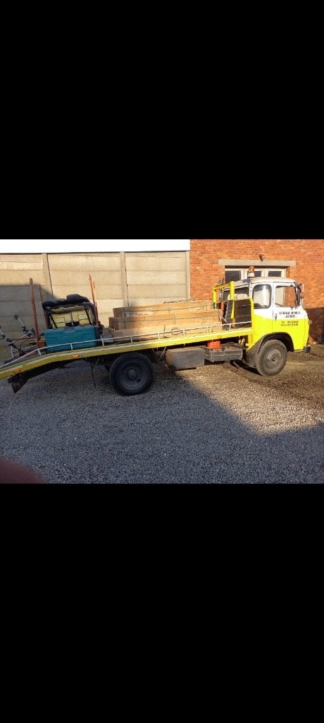 SAVIEM SG 4 DEPANNAGE OLDTIMER, Achterwielaandrijving, Overige bekleding, Bedrijf, Handgeschakeld