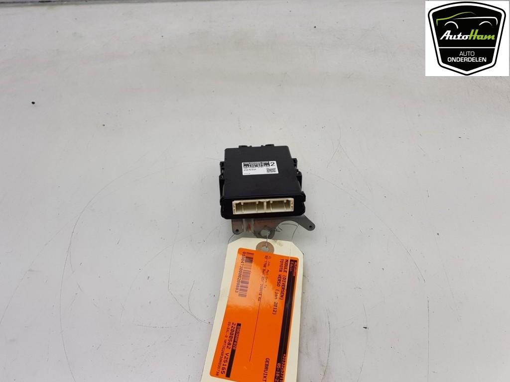 ORDINATEUR DIVERS C Toyota Verso (|896900F020|), Autos : Pièces & Accessoires, Électronique & Câbles, Toyota, Utilisé