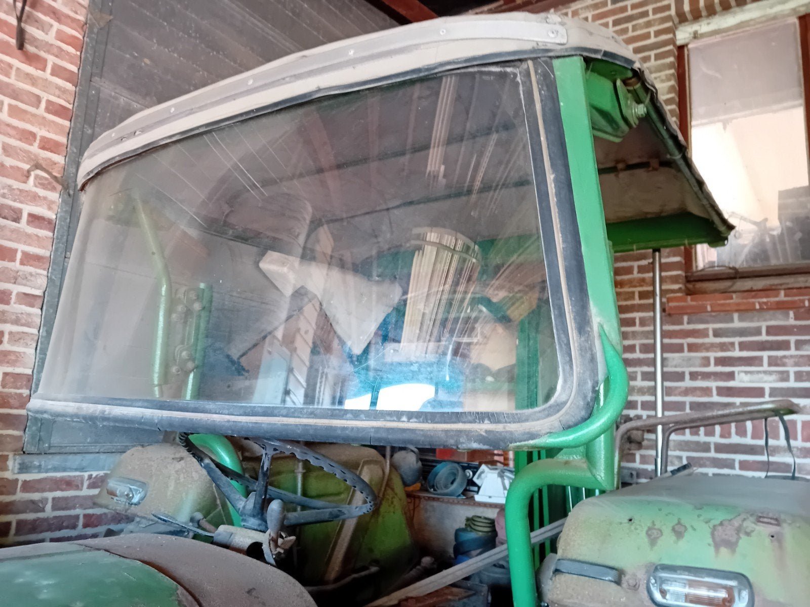 tractorcabine, Zakelijke goederen, Ophalen