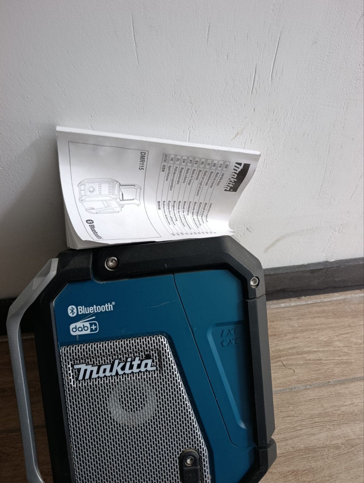 Radio Makita, Radio