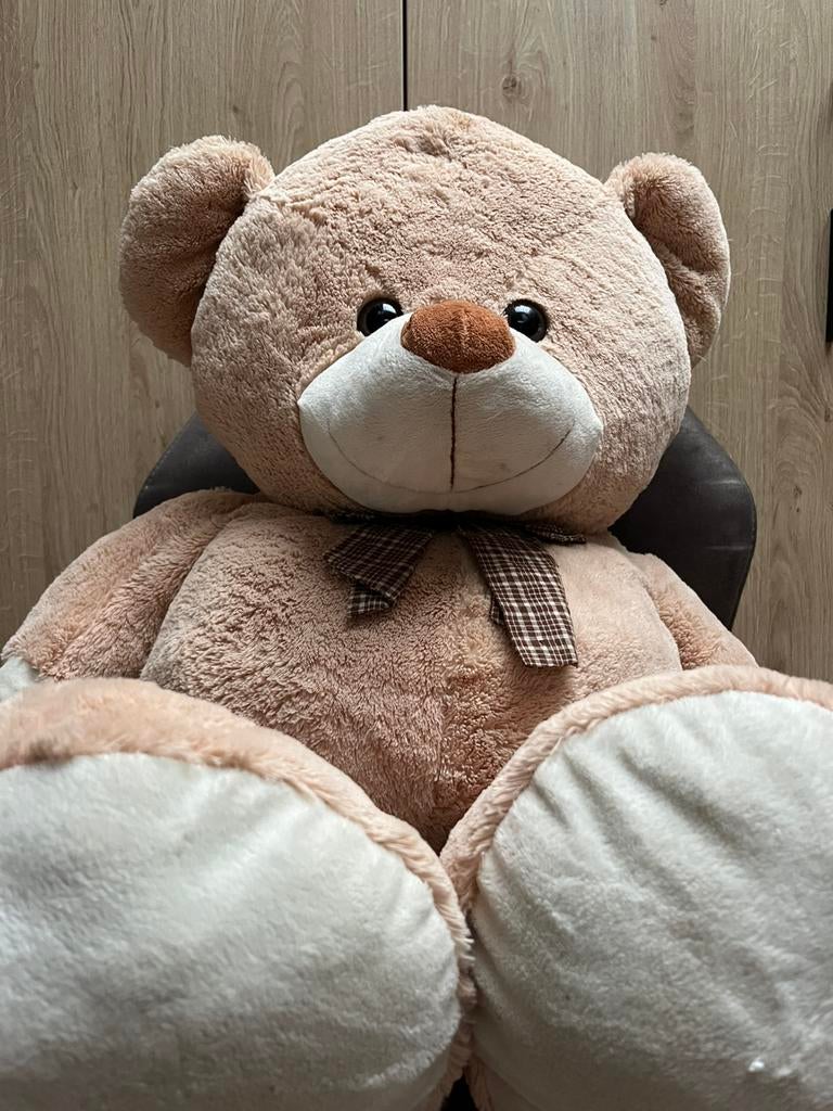 GROTE KNUFFELBEER, Kinderen en Baby's, Speelgoed | Knuffels en Pluche, Ophalen, Zo goed als nieuw