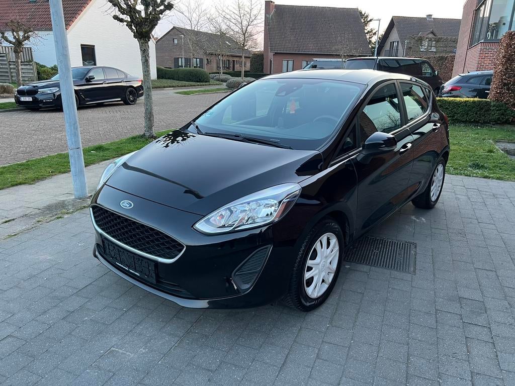 Ford Fiesta 1.1 benzine, Auto's, Voorwielaandrijving, Testrit aan huis, Stof, Bedrijf