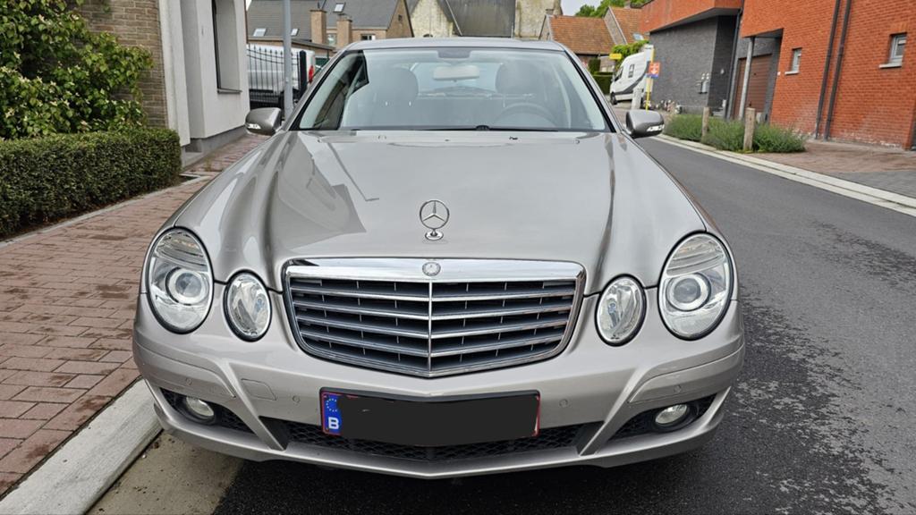 Mercedes-Benz E200 cdi, Autos, Achat, 4 portes, Noir, Automatique