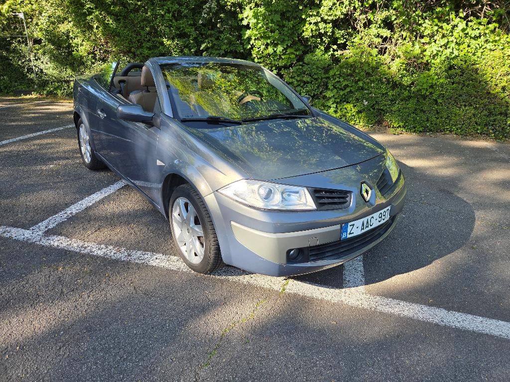 Renault megane cabriolet 2006 146973 km, Autos, Cuir, Achat, 82 kW, Entreprise