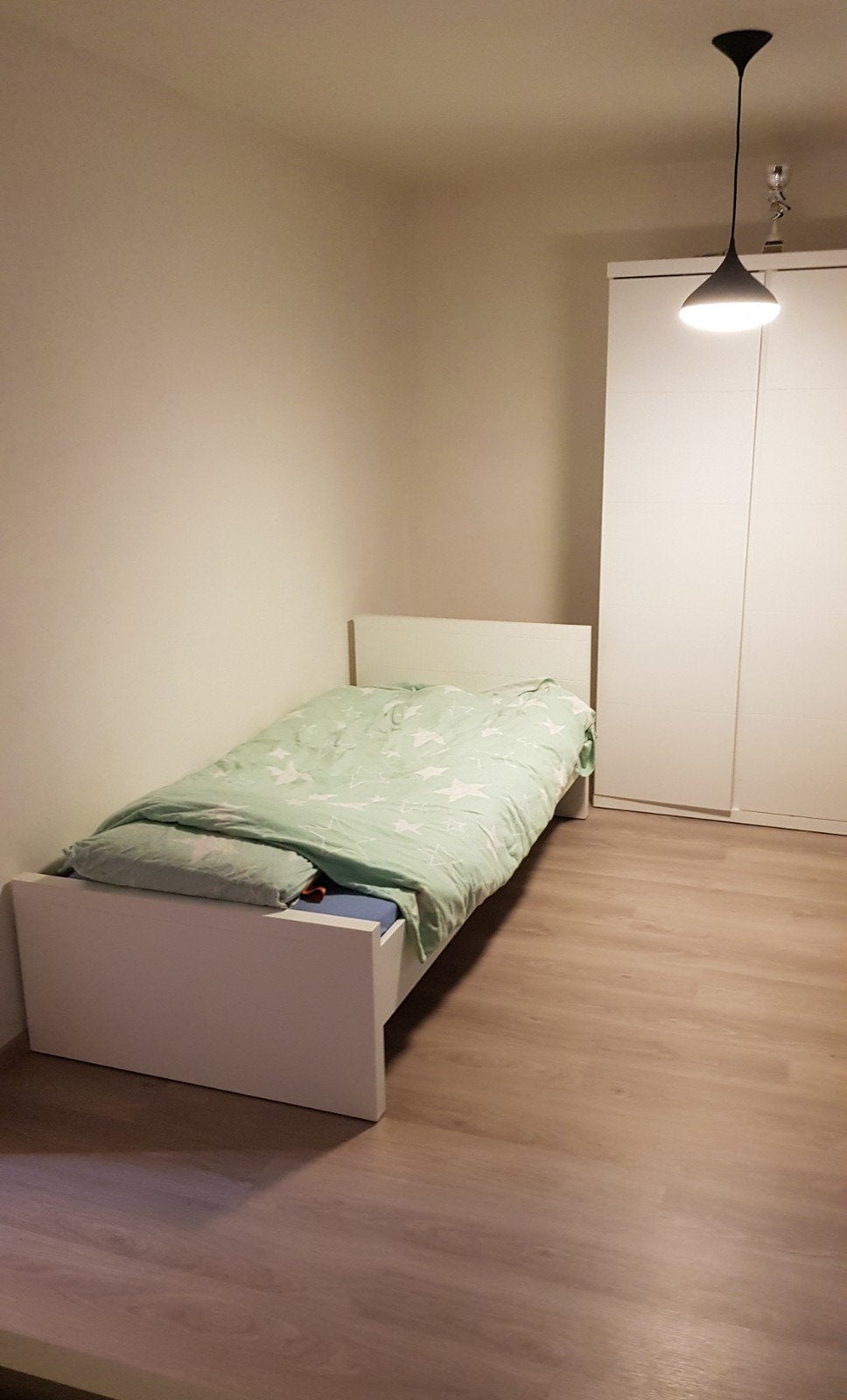 1 lit avec sommier à lattes et matelas, Enlèvement, Matelas
