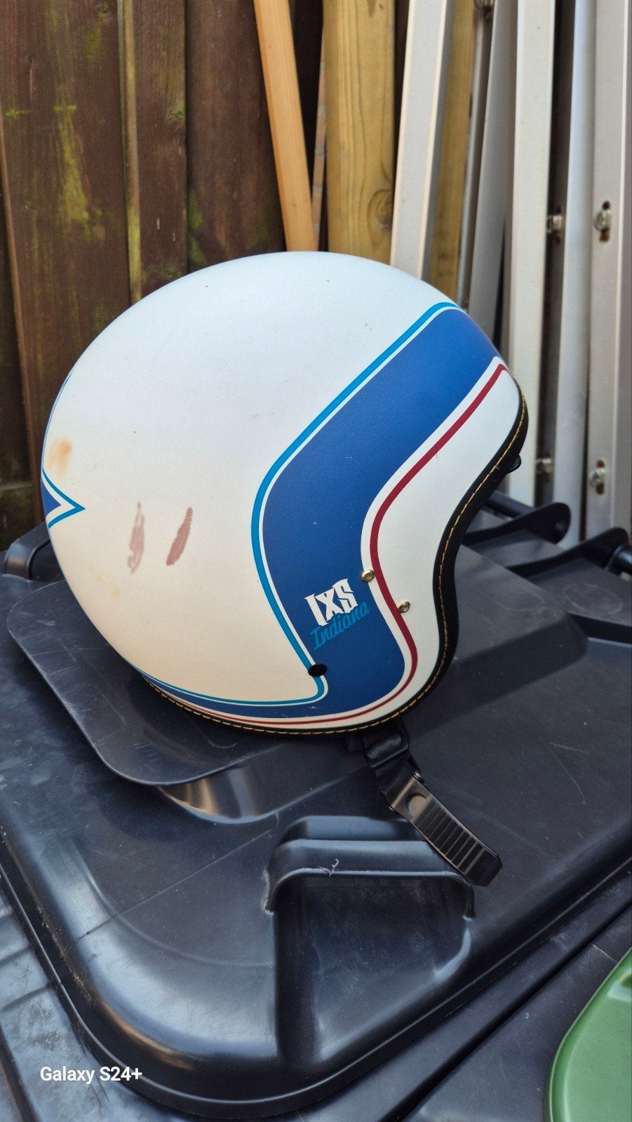 z.g.a.n helm scooter, Fietsen en Brommers, Ophalen of Verzenden, Zo goed als nieuw, Small