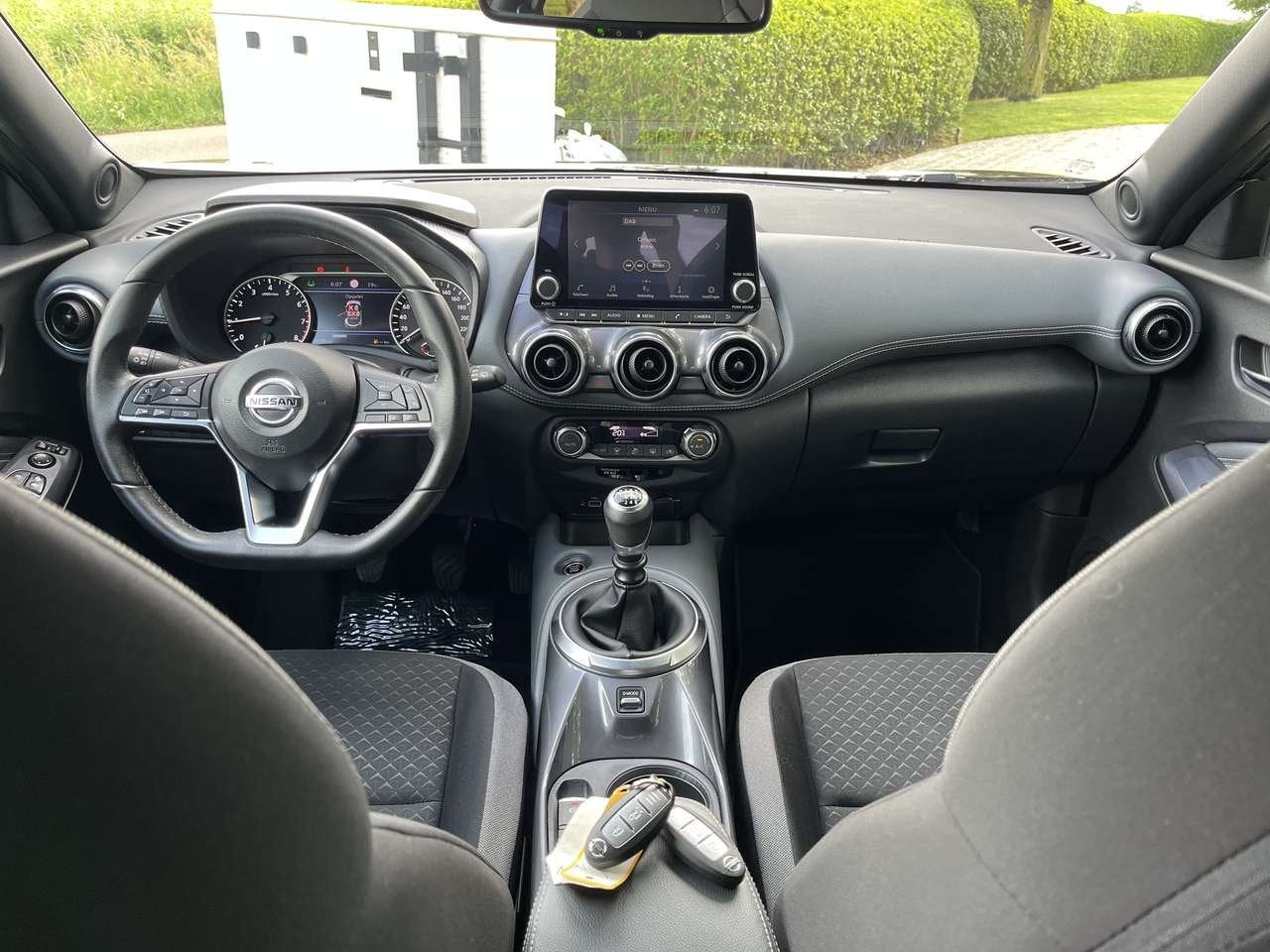 Nissan Juke 1.0 DIG-T 2WD N-Connecta/1eignr/10700km/Camera/, 0 kg, 0 kg, Zwart, Bedrijf