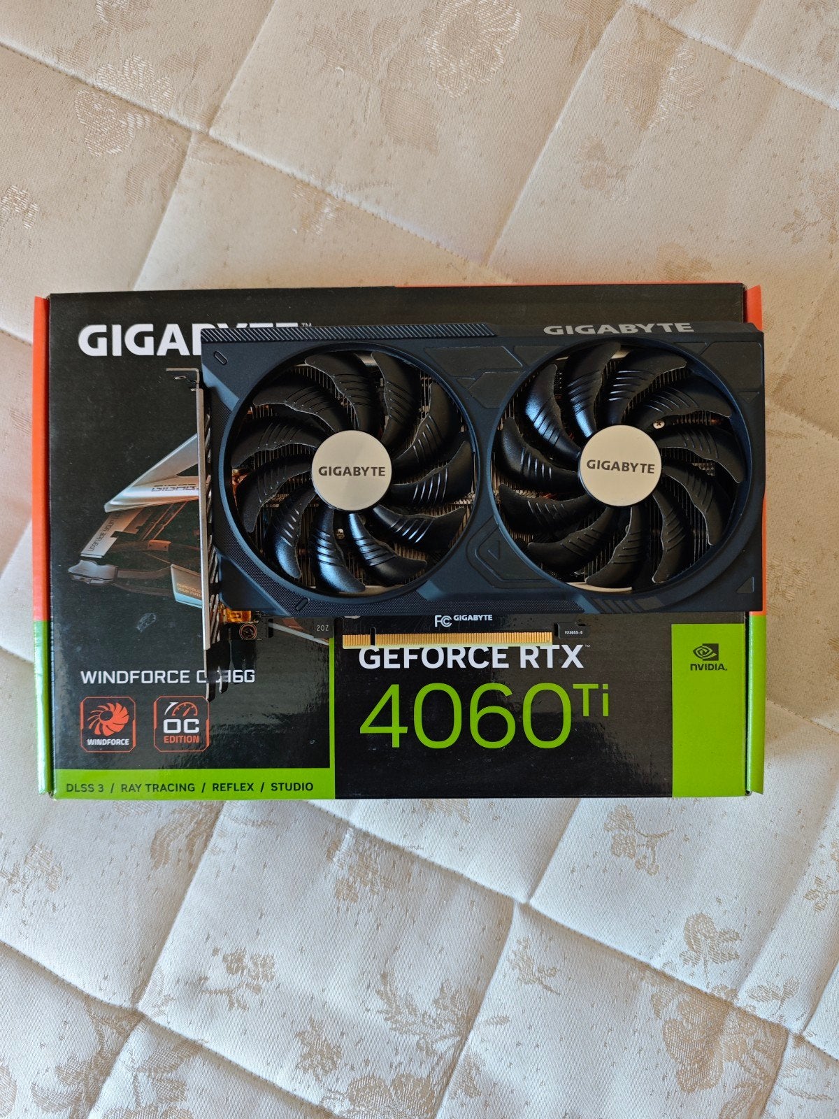 GIGABYTE GeForce RTX 4060 Ti WINDFORCE OC 16G, Informatique & Logiciels, Cartes vidéo, GDDR6, Enlèvement, Utilisé, HDMI