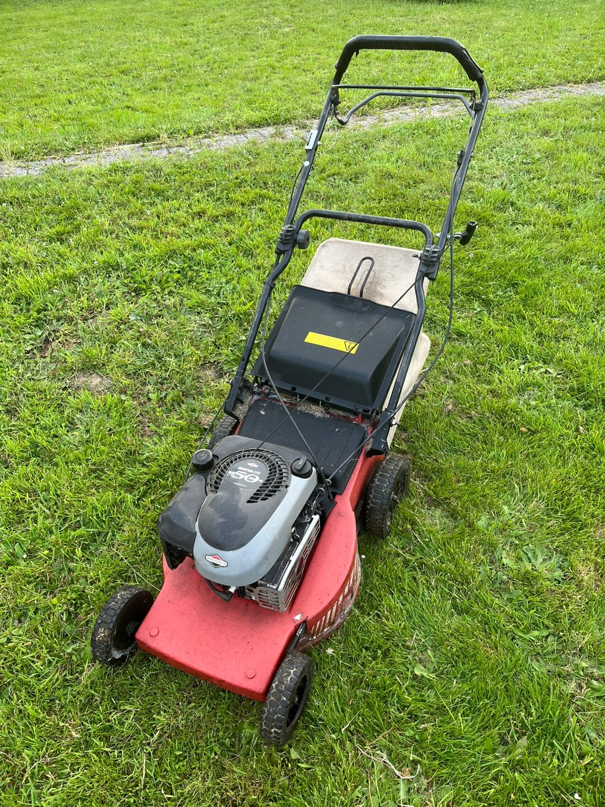 Tondeuse autotractée pour pièce ou réparation, Enlèvement