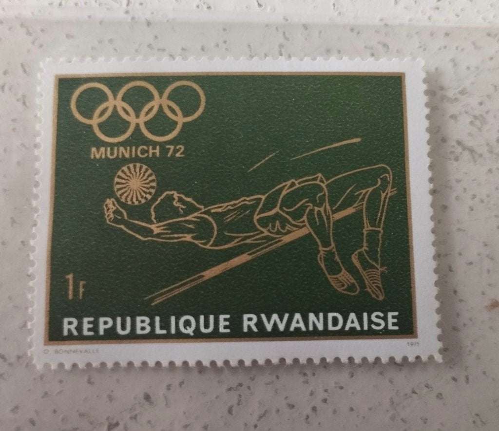 Rwandese Republiek postzegel Rwanda 1F München 72, Postzegels en Munten, Ophalen of Verzenden, Overige landen, Postfris