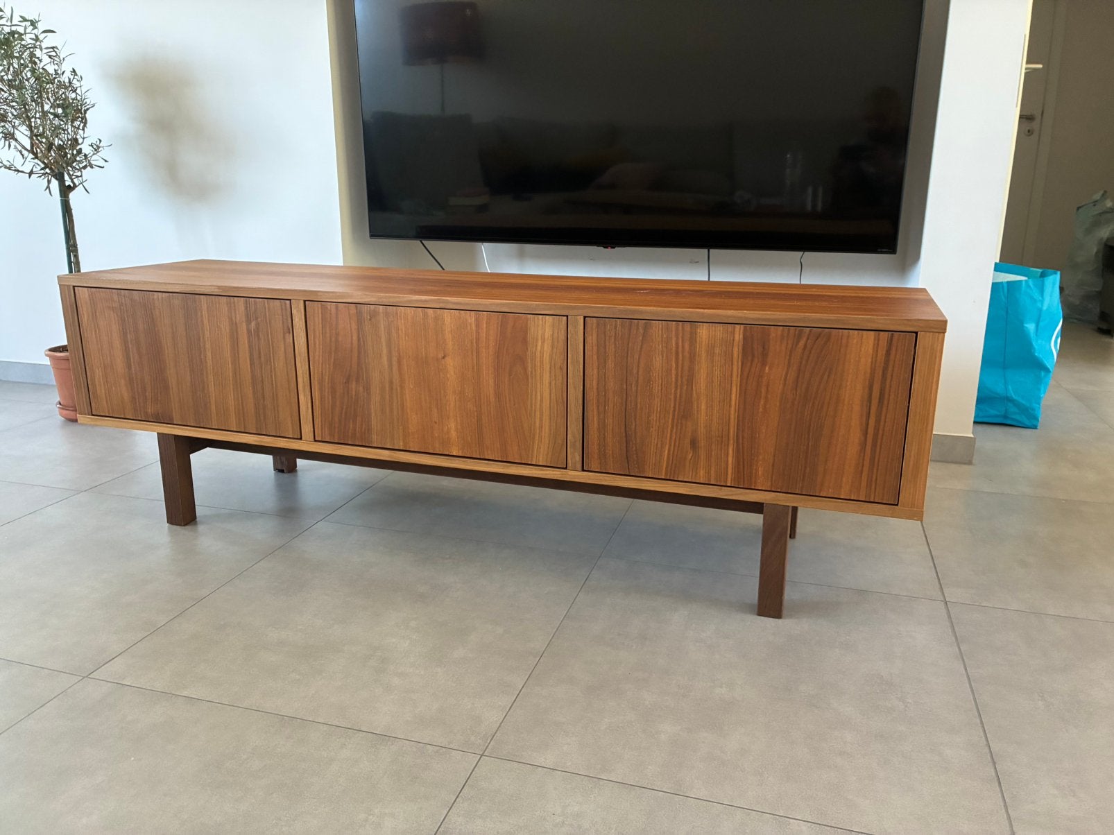 IKEA Stockholm tv-meubel – walnootfineer, Ophalen, Gebruikt