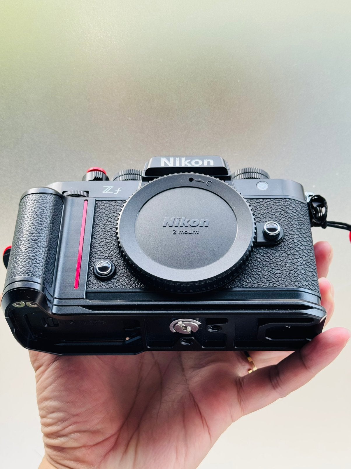 Nikon Zf Black, TV, Hi-fi & Vidéo, Sans zoom optique, Enlèvement ou Envoi, Câble USB, 24 mégapixels
