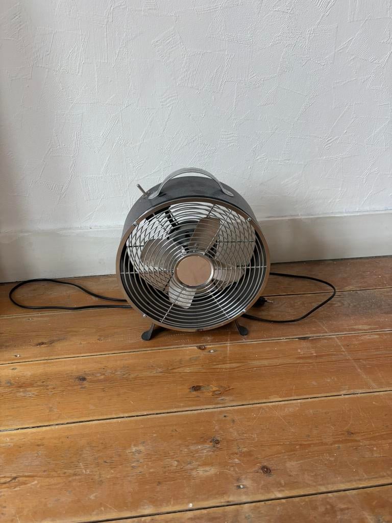 Kleine ventilator, Ophalen, Zo goed als nieuw