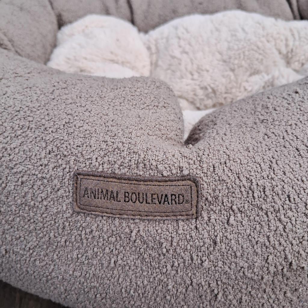 hondenmand, Animaux & Accessoires, Paniers pour chiens, Enlèvement, Comme neuf, Peluche