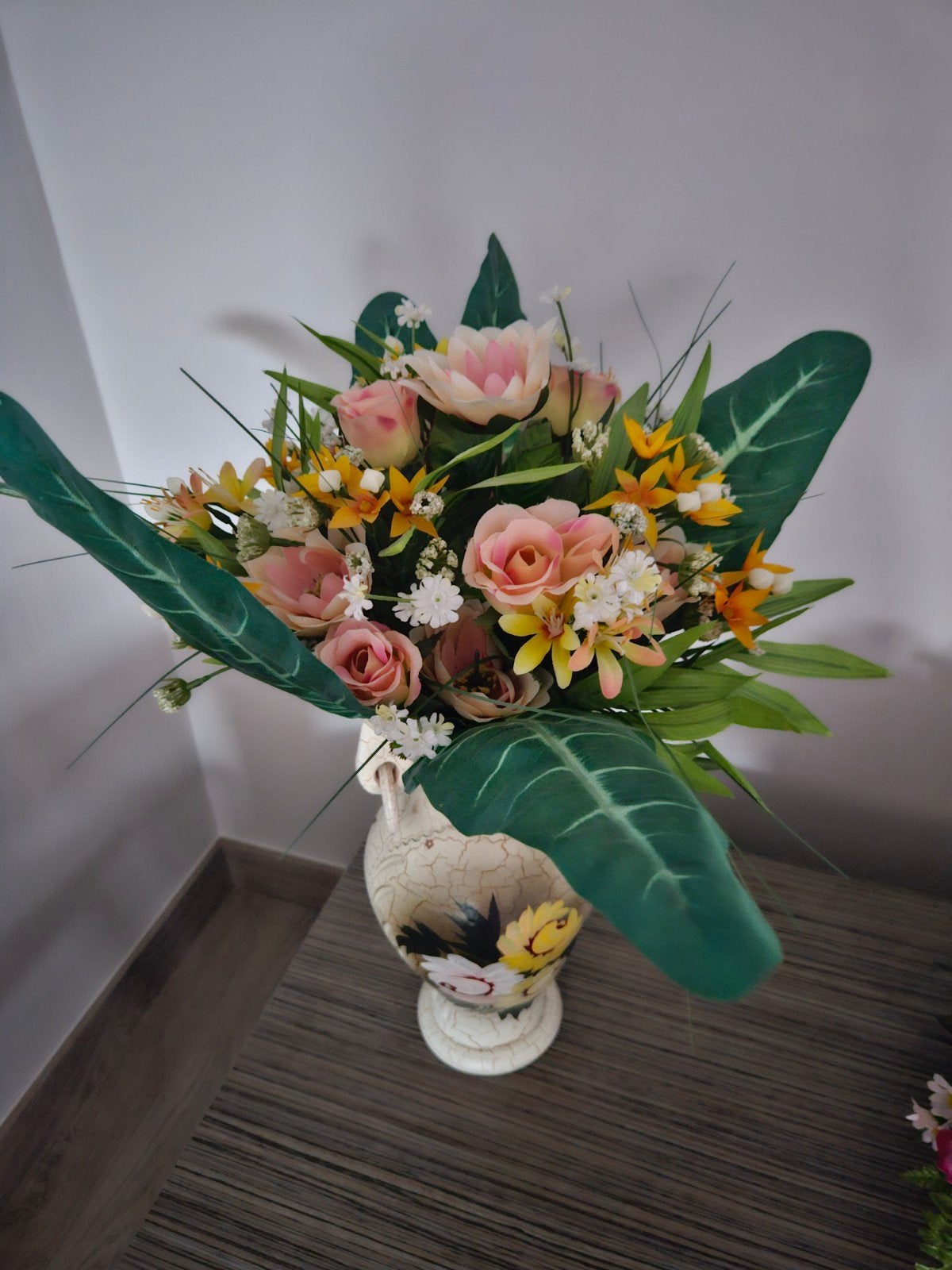 namaakbloemen in vaas, Ophalen