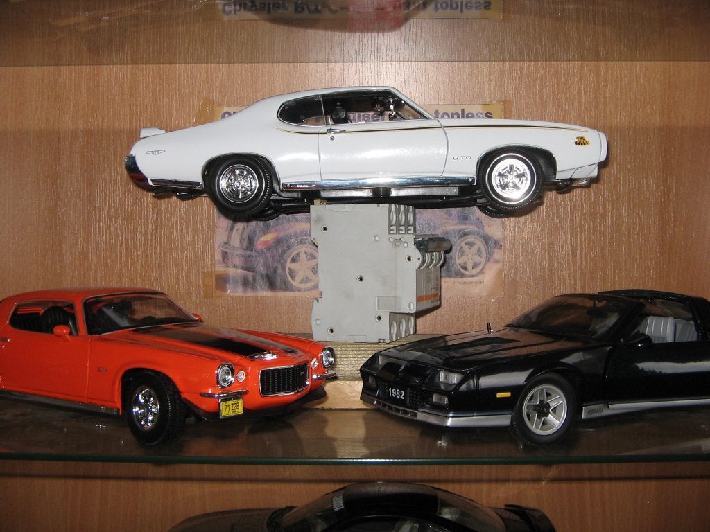 diverse muscle cars op 1/18 zonder doos, Hobby en Vrije tijd, Modelauto's | 1:18, Ophalen of Verzenden, Nieuw, Auto, Overige merken