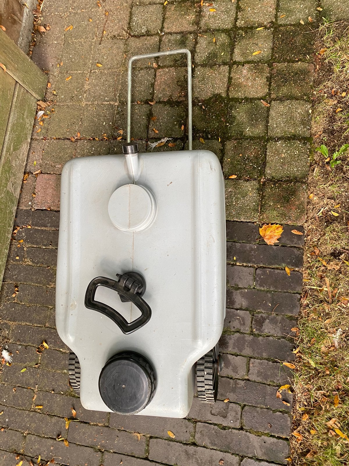 Grijs waterbak, Caravans en Kamperen, Ophalen, Zo goed als nieuw