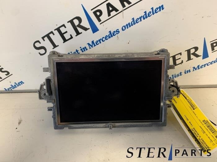 Navigatie Display van een Mercedes E-Klasse, Gebruikt, -, Ophalen of Verzenden, -