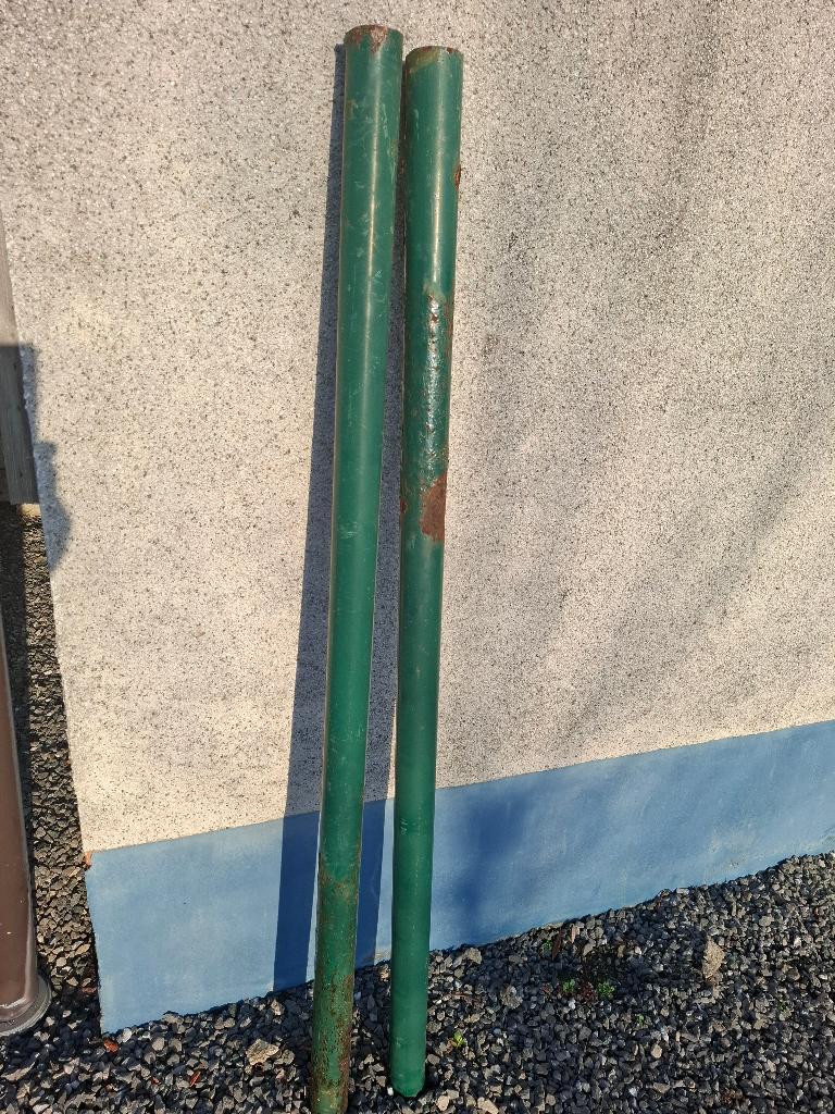 Twee ronde groene tuinpalen, Tuin en Terras, Ophalen, Gebruikt