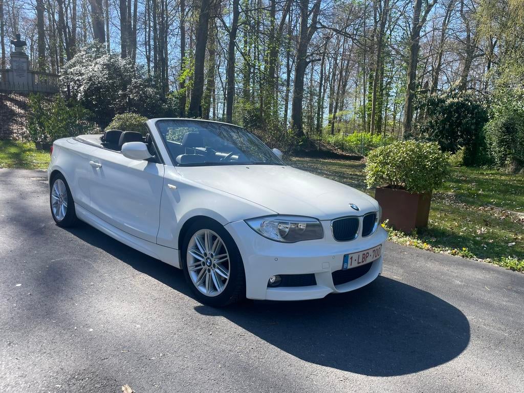 BMW 118i Cabriolet Pack M – 2012 – Parfaite pour l’été, Auto's, BMW, 143 kW, Zwart, 4 cilinders, Cabriolet