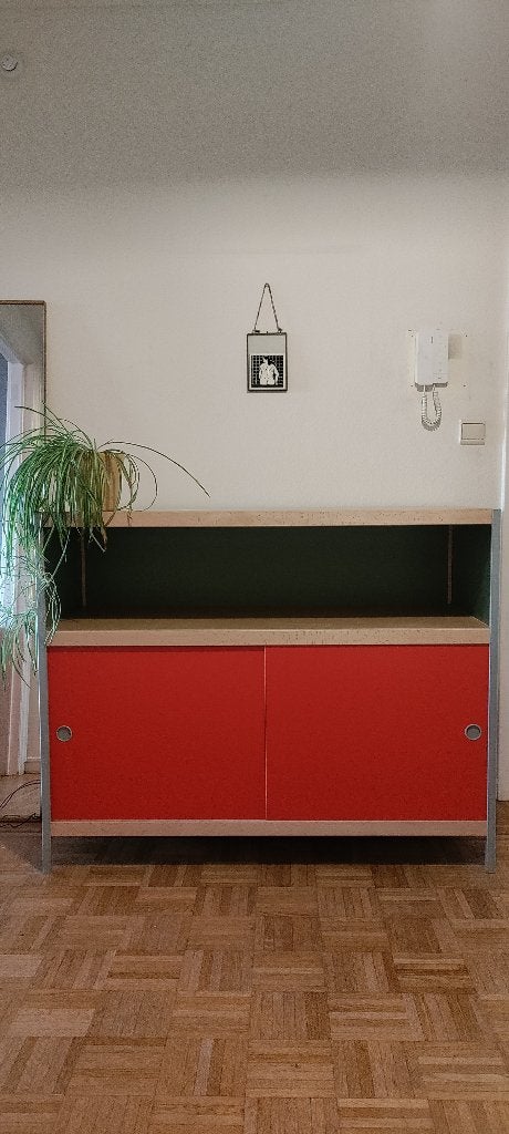 Kewlox kast, Ophalen, Met plank(en), Gebruikt, 100 tot 150 cm