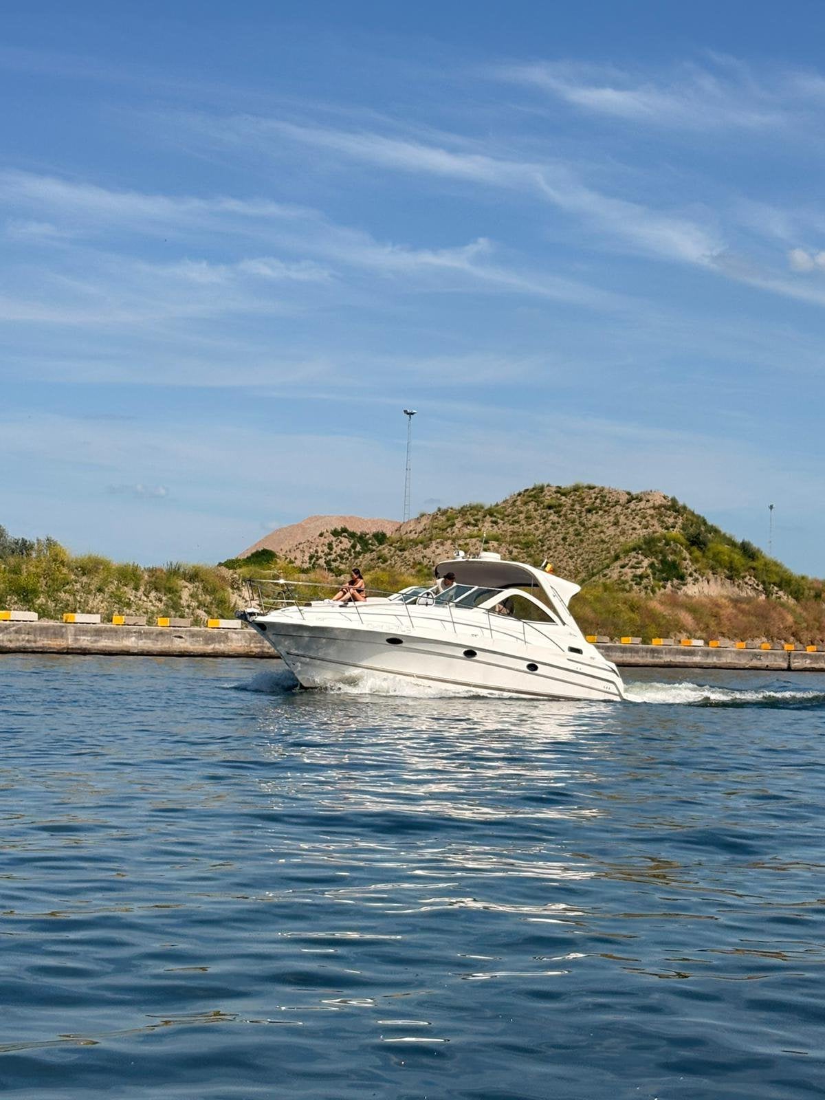 Doral 360 avec 2 Volvo Penta Diesel Fairline Sunseeker, Sports nautiques & Bateaux, Diesel, Utilisé, 2.00 mètres, Yacht à moteur