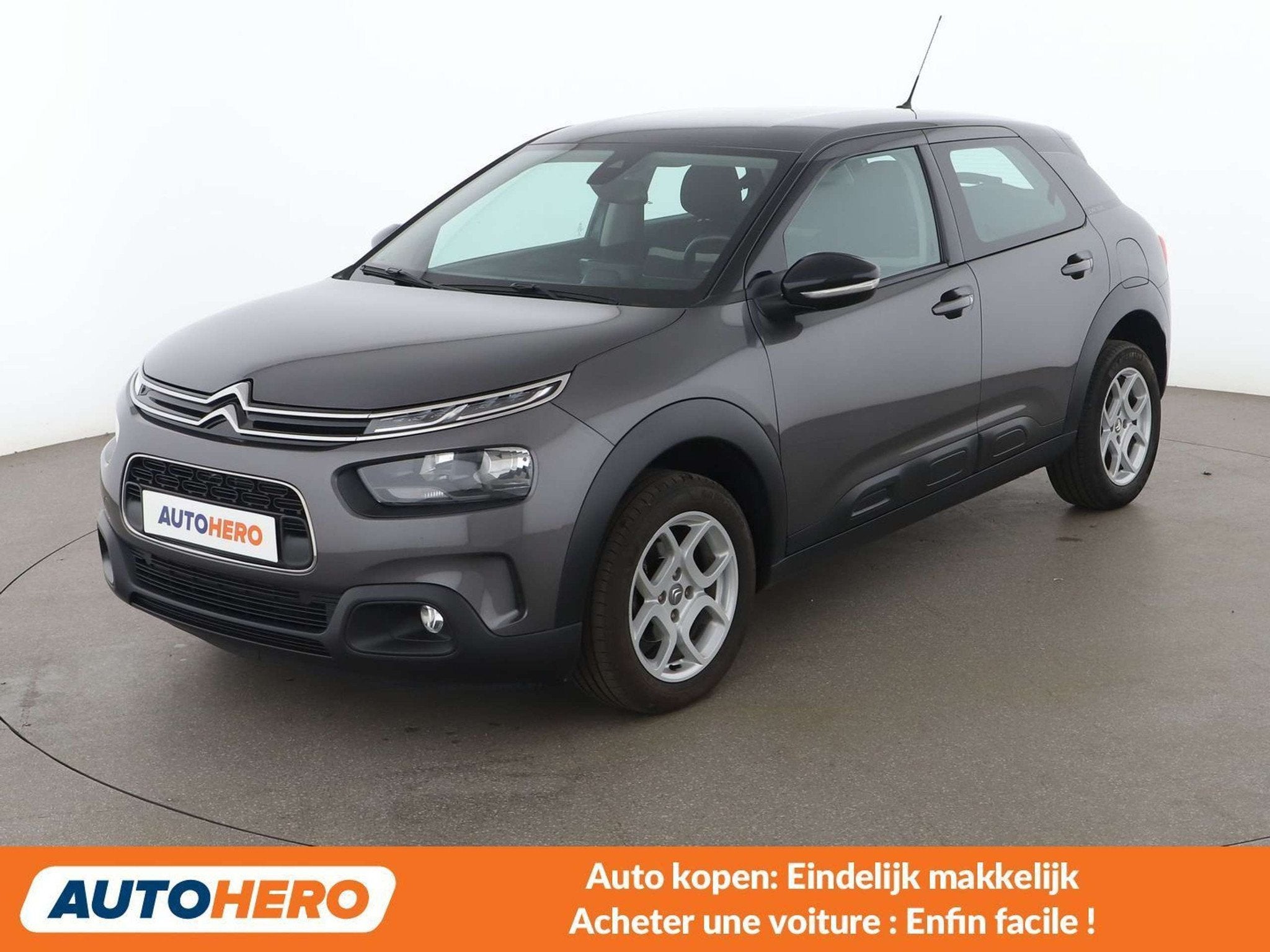 Citroën C4 Cactus 1.2 PureTech C-Series, Autos, Argent ou Gris, Achat, Euro 6, Noir