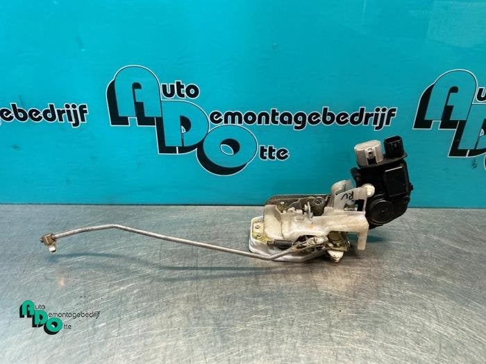 Serrure portière mécanique 2portes droite d'un Honda HR-V, Honda, -, 3 mois de garantie, Utilisé