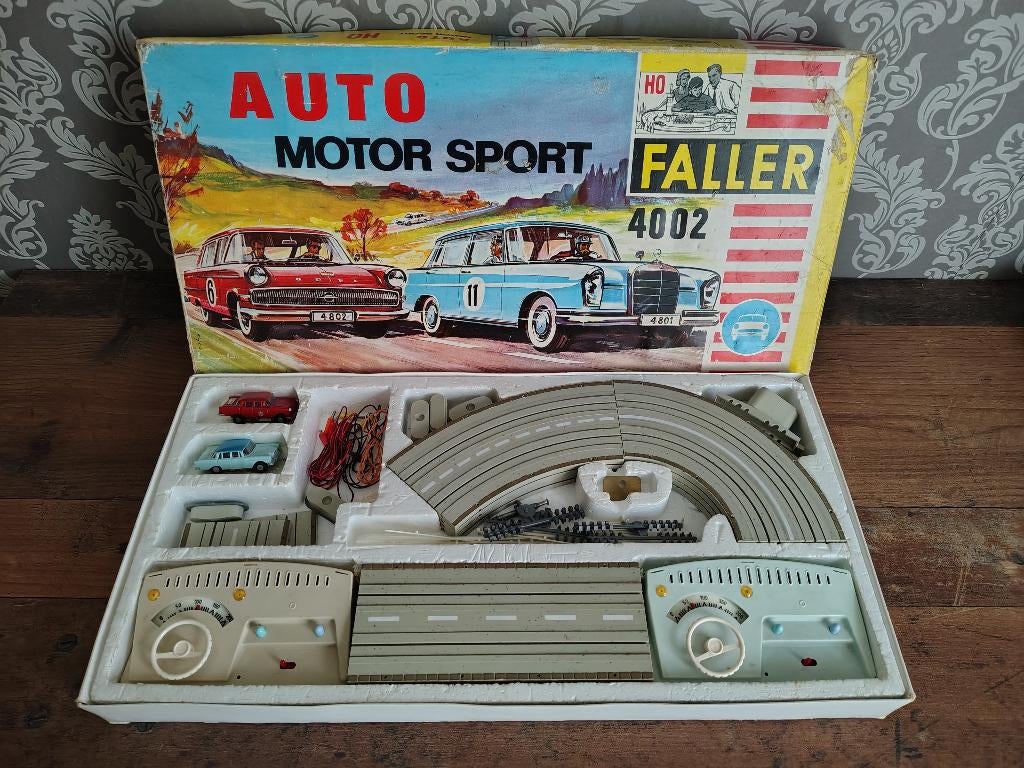 Racebaan 4002/ Opel Kapitan/ Mercedes 220 / Faller AMS, Verzenden, Racebaan