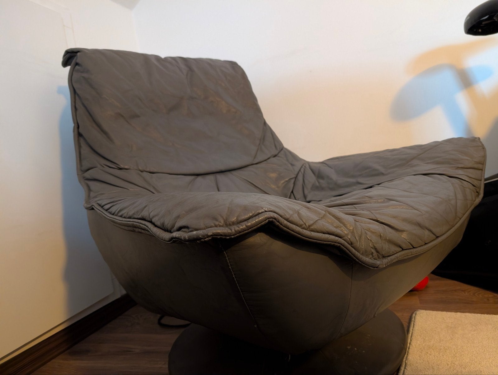 Fauteuil - kunstleer, Huis en Inrichting, Ophalen