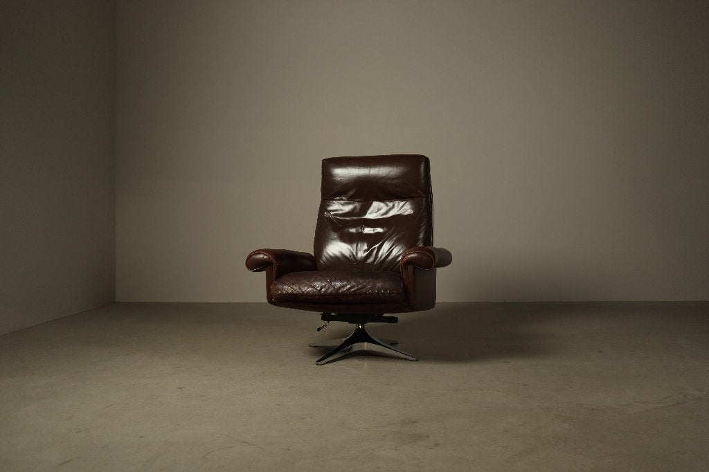 DS-31 swivel leather lounge chair by De Sede, 1970s, Ophalen
