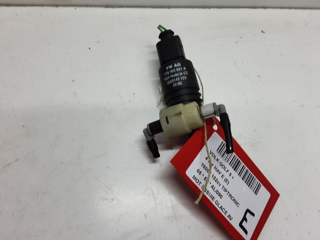 LAVE-GLACE POMPE AVANT Volkswagen Golf V (1K1) (1T0955651A), Volkswagen, Mevr. I. Hauben, Utilisé, Rue de l'Espoir 34 34
4030  GRIVEGNÉE, BE