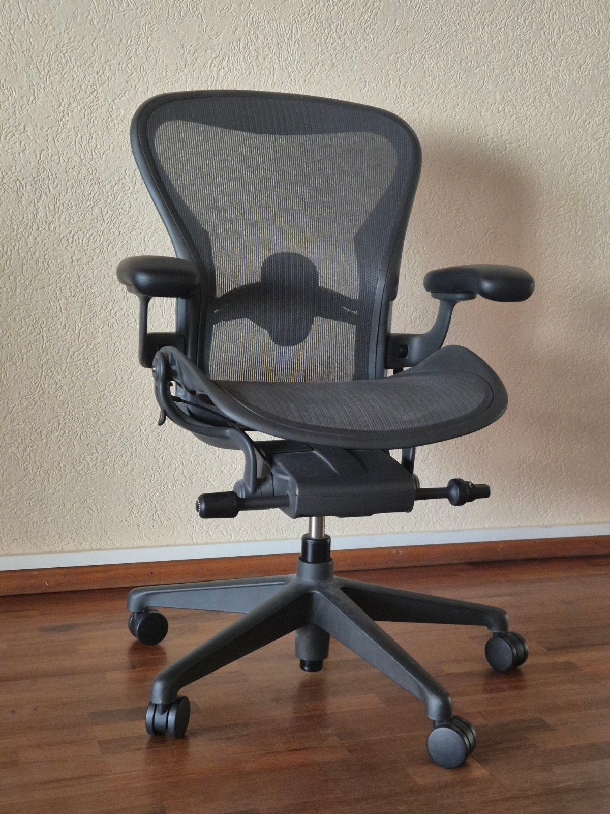 Herman Miller Aeron Remastered met Posturefit Maat B, Huis en Inrichting, Ophalen, Bureaustoel