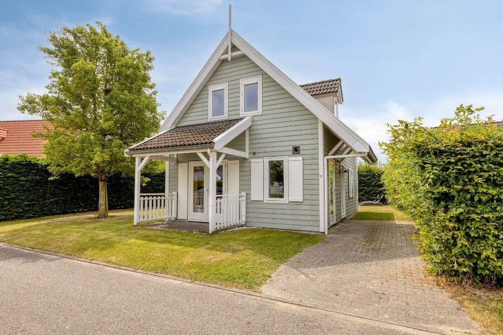 Vakantievilla in Zeeland / vakantiepark Aquadelta, 107 m², Ventes sans courtier