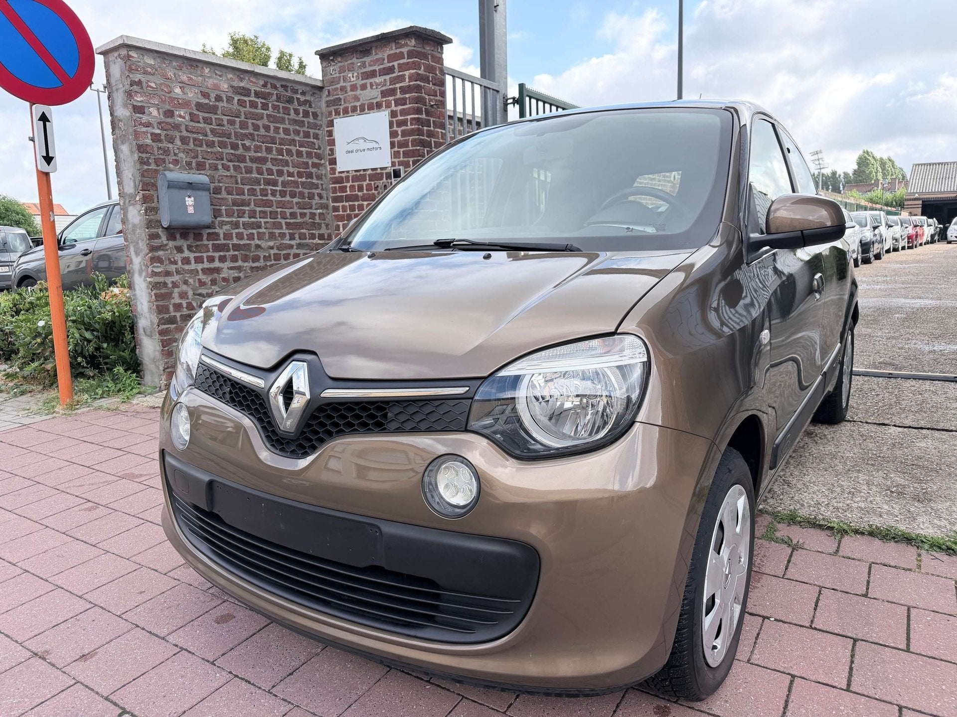 Renault Twingo 1.0 I EDITION ZEN, Auto's, Gebruikt, Bruin, Bedrijf, 5 deurs