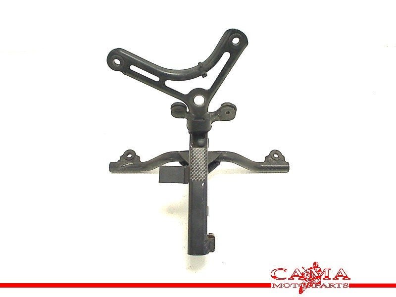 CARENAGE SUPPORT (UPPER) Suzuki, Dhr. S. di Majo, Utilisé, Info@cama-motorparts.nl, P.J. Troelstraweg 8 8
3144 CX  MAASSLUIS, NL