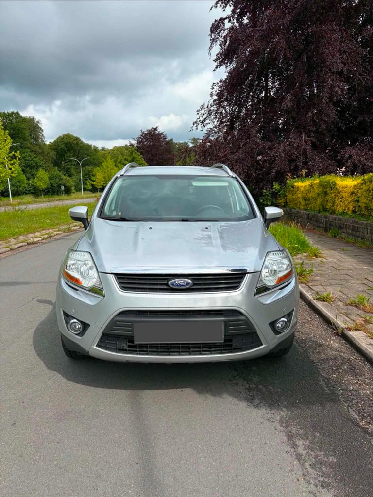 Ford Kuga 2.0 L TDi prêt à immatriculer, 100 kW, Euro 5, Stof, Zwart