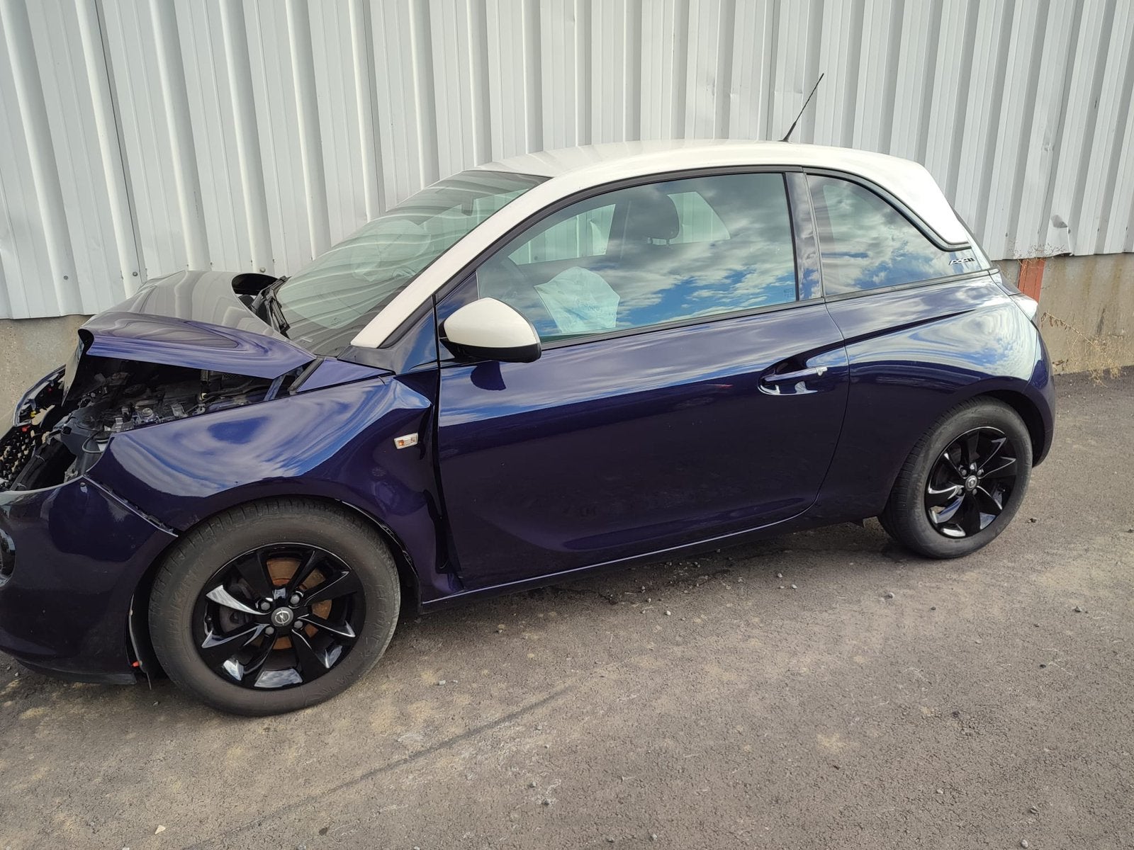 Opel Adam