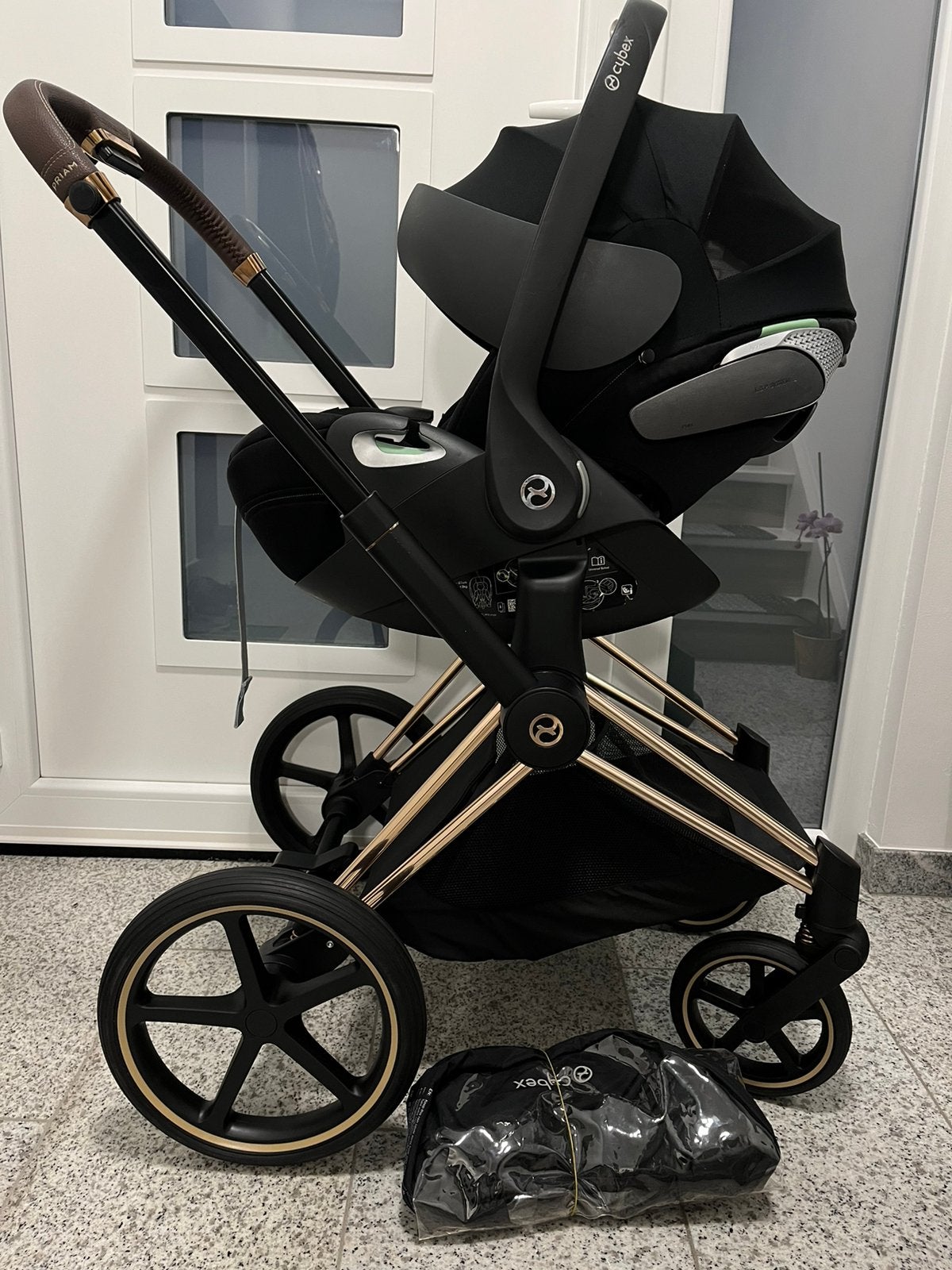 Cybex Priam4 Lux avec Cloud T+ en super etat, Enfants & Bébés, Poussettes & Combinaisons, Comme neuf, Enlèvement