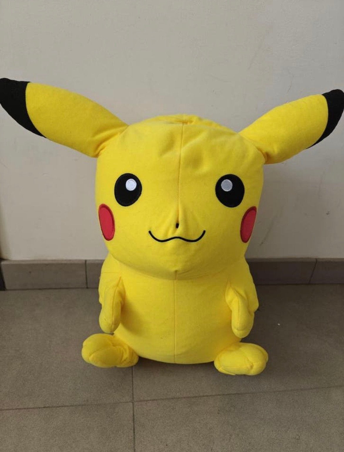 Originele Pikachu - 45 cm, Ophalen of Verzenden, Zo goed als nieuw