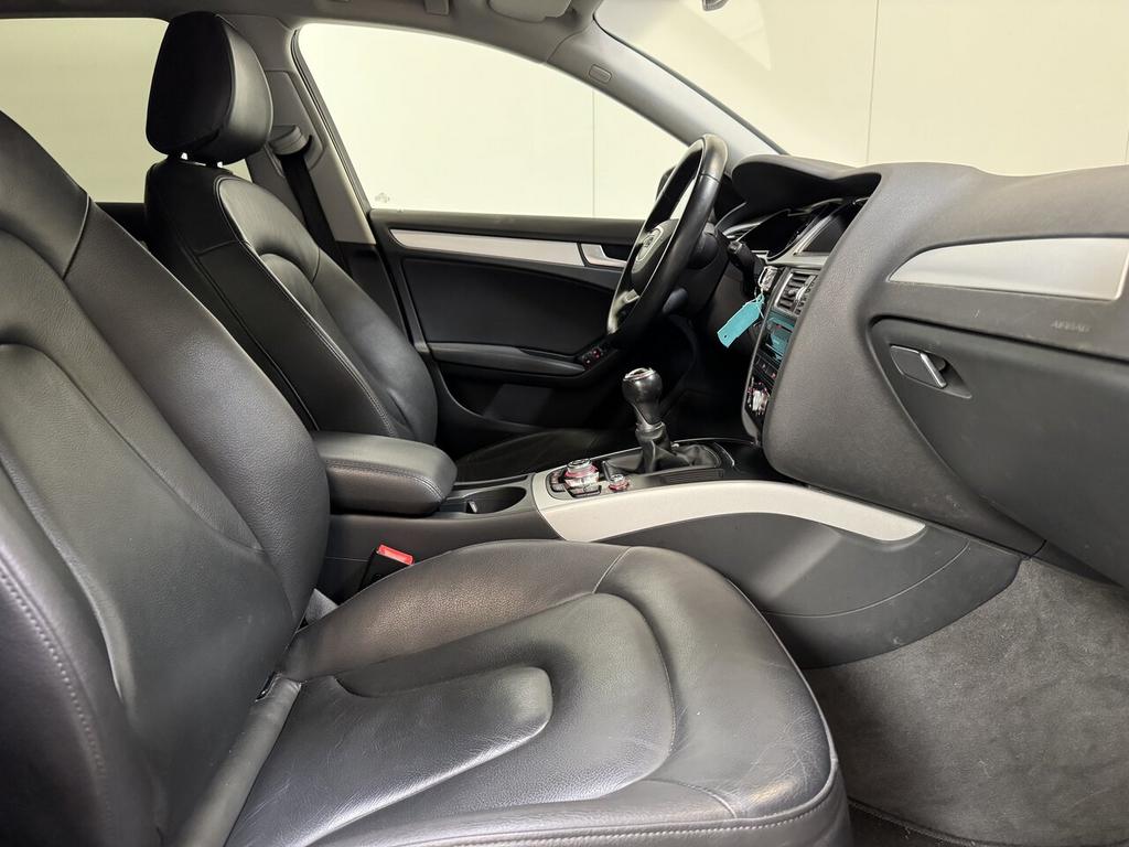 Audi A4 Avant 2.0d Man. EURO6- Airco - GPS - Topstaat!, Autos, Audi, Argent ou Gris, Achat, Euro 6, 5 portes
