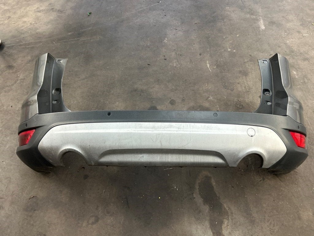 PARE-CHOCS ARRIÈRE Ford Kuga II (DM2) (01-2012/06-2019), Arrière, Pare-chocs, Henry-Ford-Straße  1
50735  Köln, DE, Ford-Werke GmbH