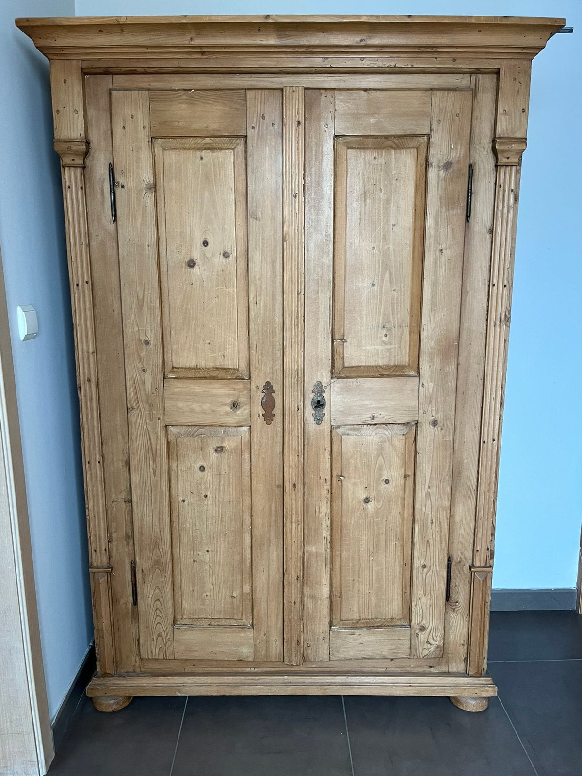 Armoire robuste à vendre, Enlèvement