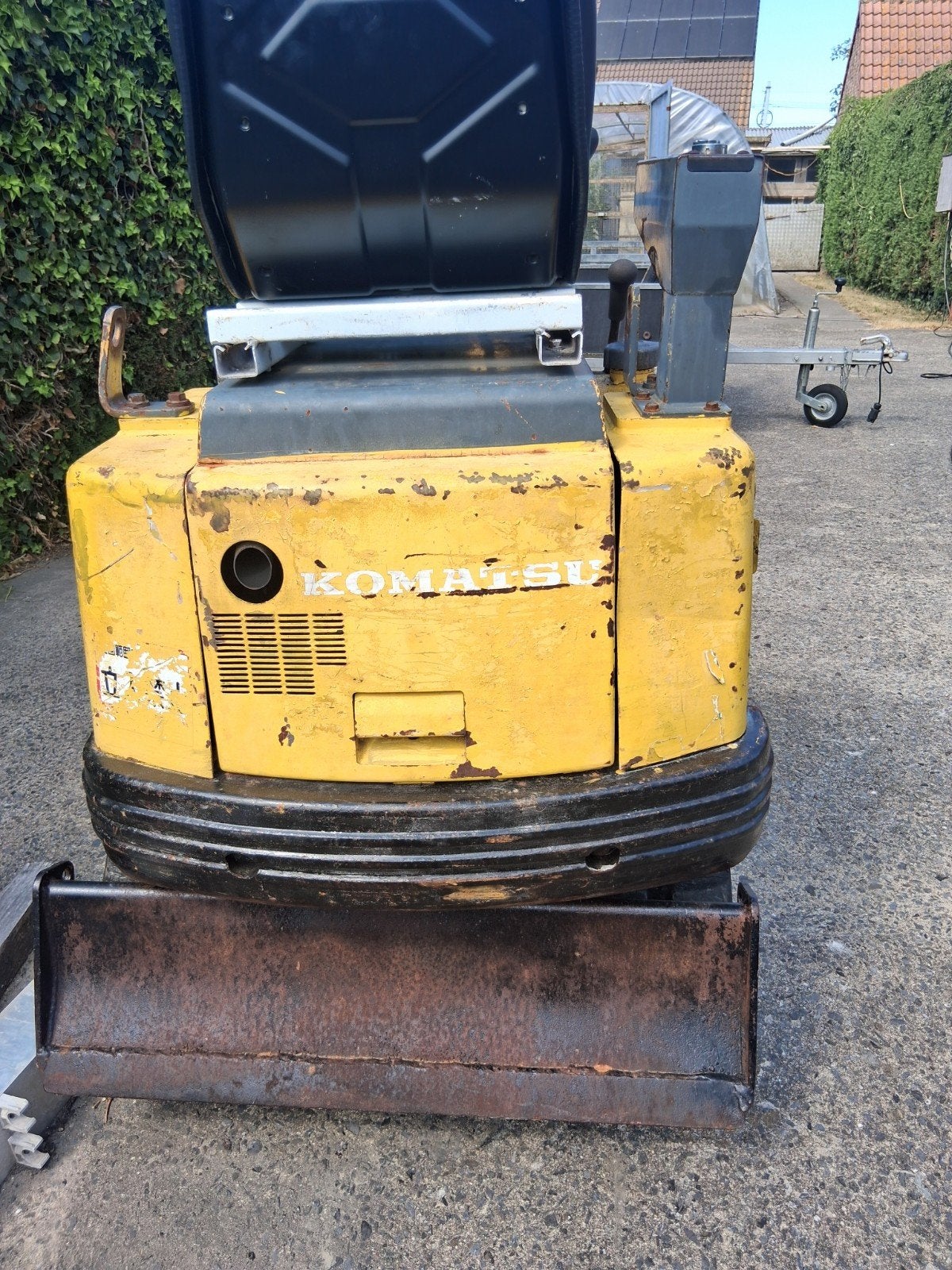 minigraver KOMATSU Pc08, Enlèvement