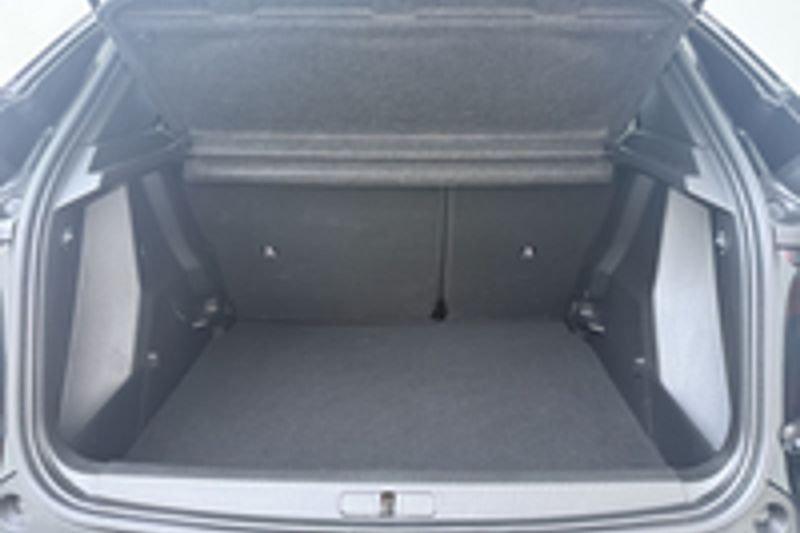 Peugeot 2008 1.2 turbo style 130 AT, 144 g/km, https://public.car-pass.be/vhr/605ac66b-a456-4a99-8bb6-402e9cbc34c5, Achat, 1280 kg