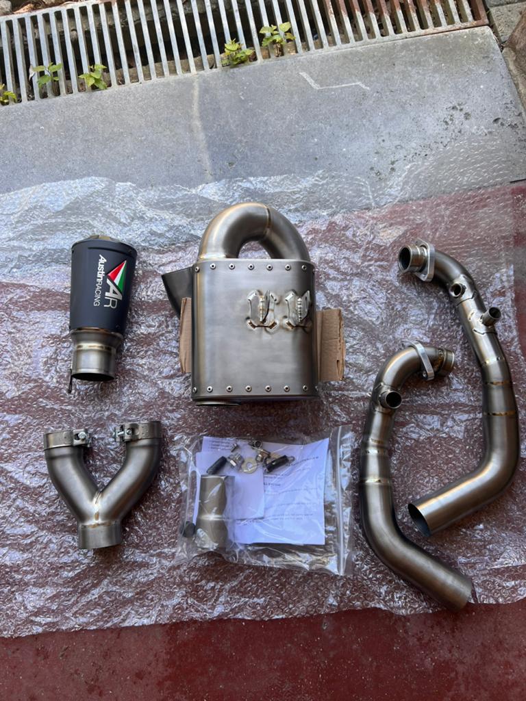 Ligne d’échappement complete Austin Racing Aprilia RS660, Motoren, Motoren | Aprilia, Particulier